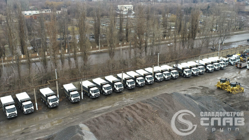 На Донетчину доставили новую технику для восстановления дорог Фото: Славдорстрой