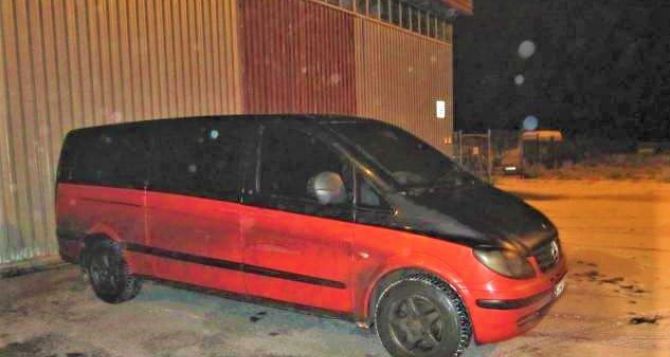 У жителя ОРДЛО під Харковом конфіскували автомобіль