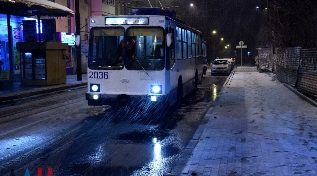 В оккупированном Донецке на два дня приостановят движение троллейбусного маршрута