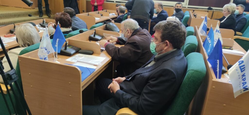 Интриги Славянского двора: обновленный горсовет приступил к работе