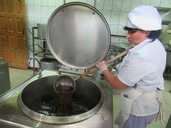 В больницах ОРДО дают скудное питание детям: фото