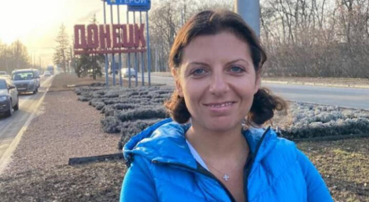 Пропагандисты Симоньян и Кеосаян прибыли в оккупированный Донецк на встречу по теме "Русский Донбасс": фото