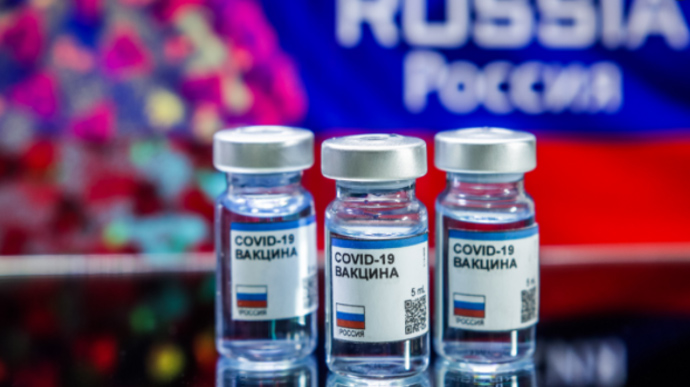 Жителям ОРЛО под угрозой увольнения навязывается вакцинация от COVID-19