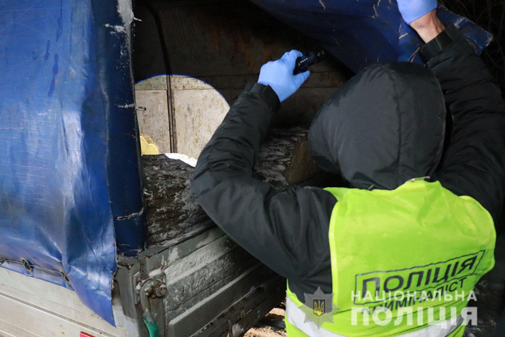 В Мариуполе полицейский смертельно ранил бывшего директора рынка "Киевский". Фото: полиция Донетчины