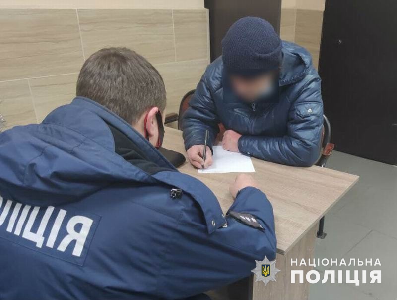 В Славянске полиция задержала серийного грабителя