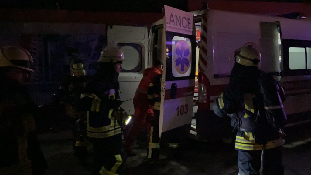 В Северодонецке спасатели ликвидировали масштабный пожар