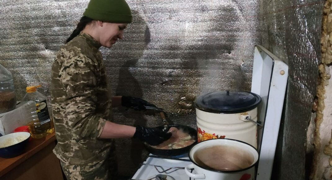 У штабі ООС показали, чим годують українських захисників на передовій
