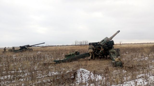 Под Донецком идет сильный бой: в городе замечены "Гвоздики", — соцсети