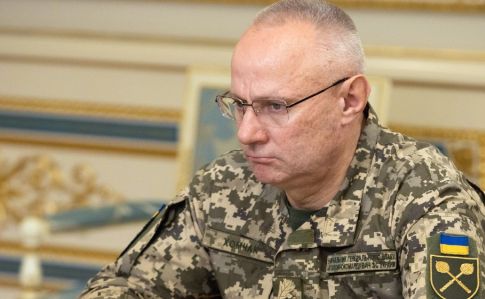 На Донбасі і в Криму близько 61 тис. військовослужбовців РФ, - Хомчак