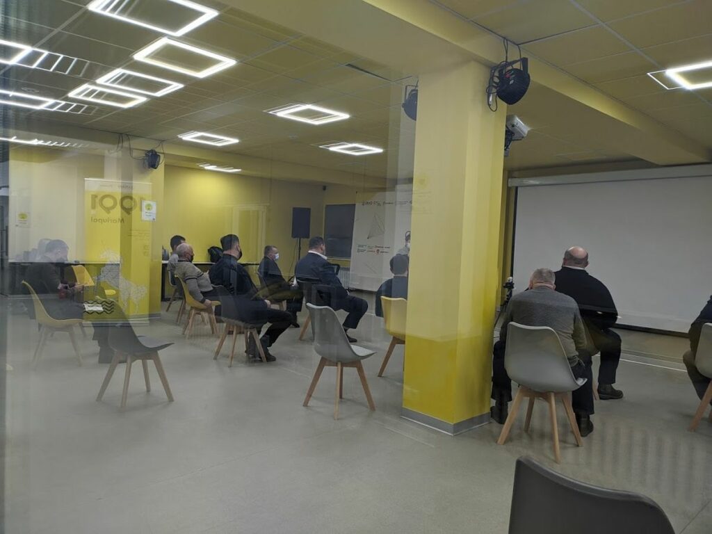 Назревает экологический протест. Почему крупнейшие загрязнители Мариуполя "провалили" свои экообязательства