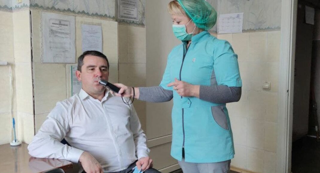 Доказать адекватность. Как мэр Славянска сдавал тест на наркотики и алкоголь