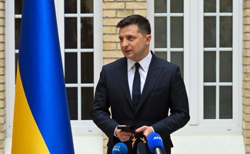 Зеленский заявил, что соглашение о тишине на Донбассе на Пасху практически согласовано