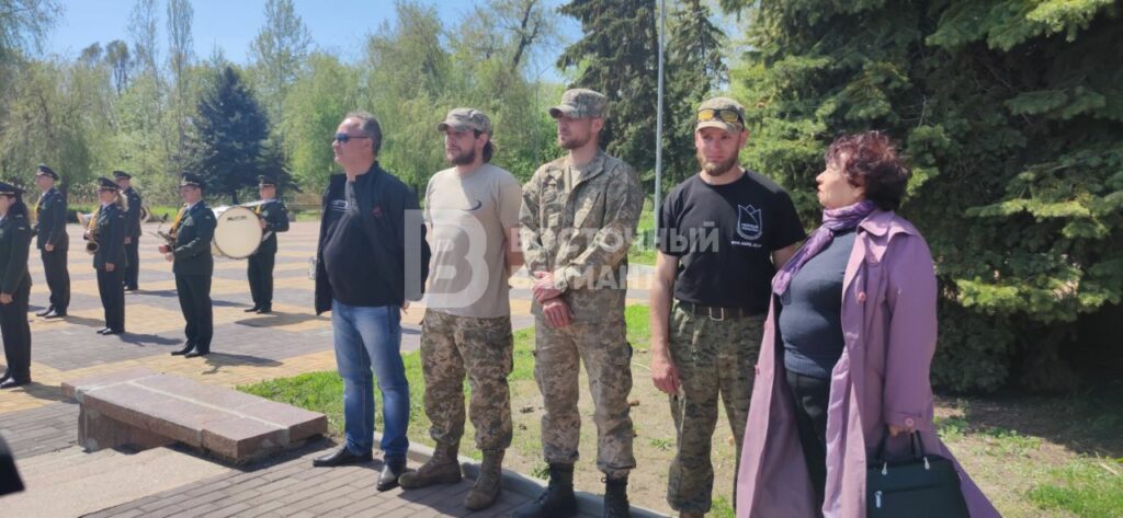 Славянск, прощание с солдатами Второй мировой войны