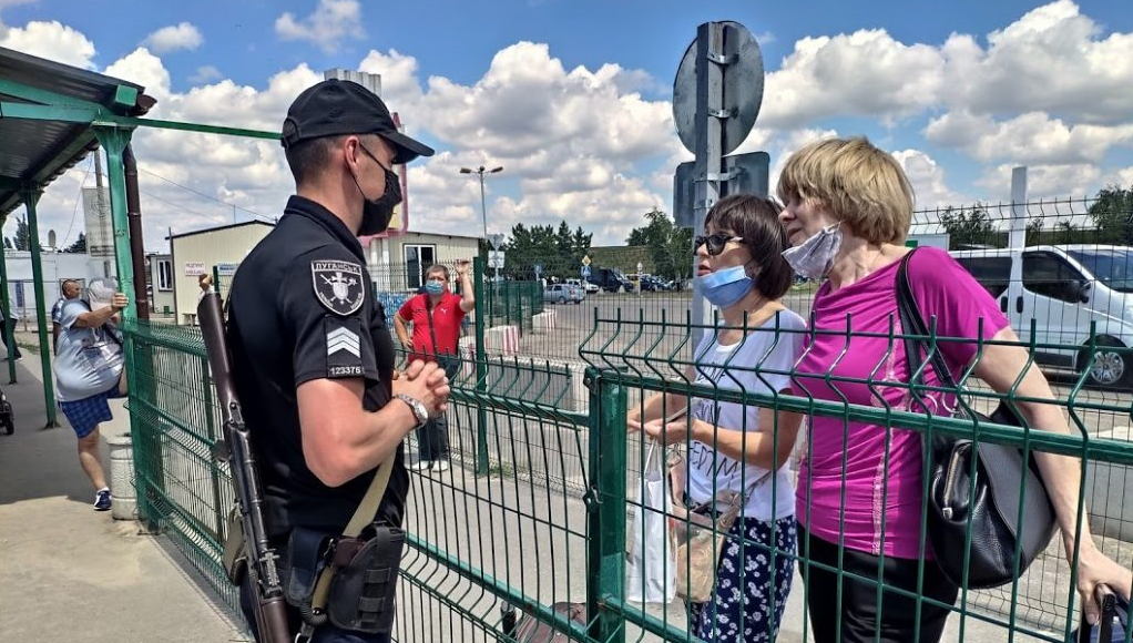 Рада схвалила законопроект про скасування штрафів за виїзд з ОРДЛО через Росію