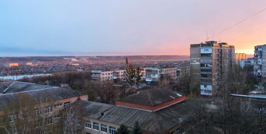 Славянск зима