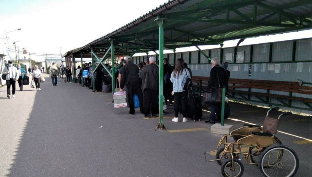 У ДПСУ повідомили, скільки людей за тиждень перетнули КПВВ з ОРДЛО