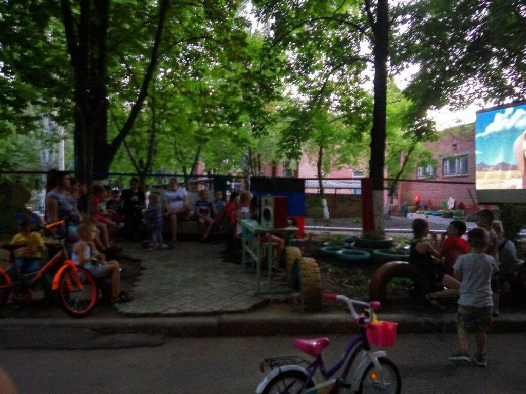 летний кинотеатр в Донецке