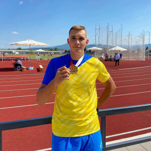 Спортсмен из Дружковки занял первое место на юношеском чемпионате по легкой атлетике