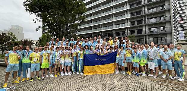 В Олімпійському містечку українські медалісти отримали привітання від колег по команді