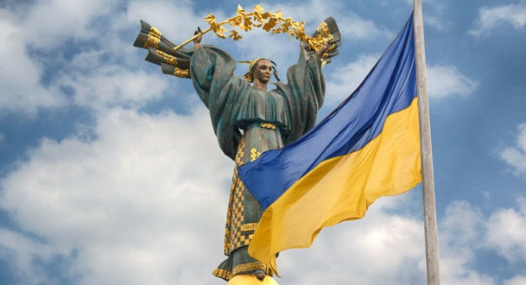 Можна окупувати землі, але не любов до України, - Зеленський про Донбас і Крим