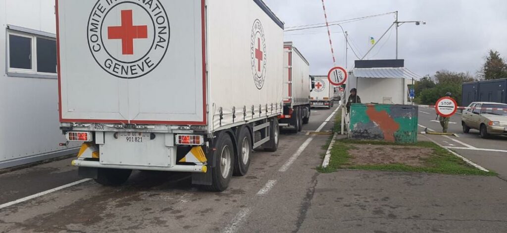 красный крест направил в ОРДЛО помощь
