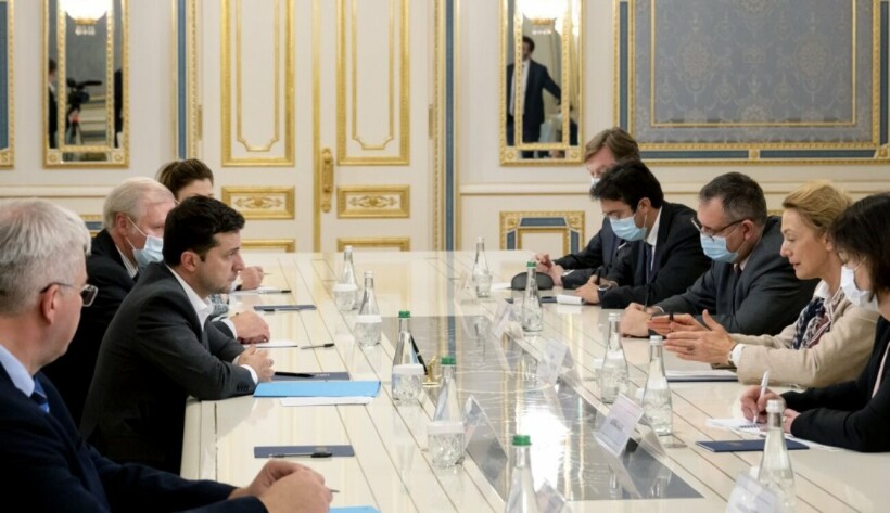Зеленский обсудил с генсеком Совета Европы защиту прав человека в ОРДЛО