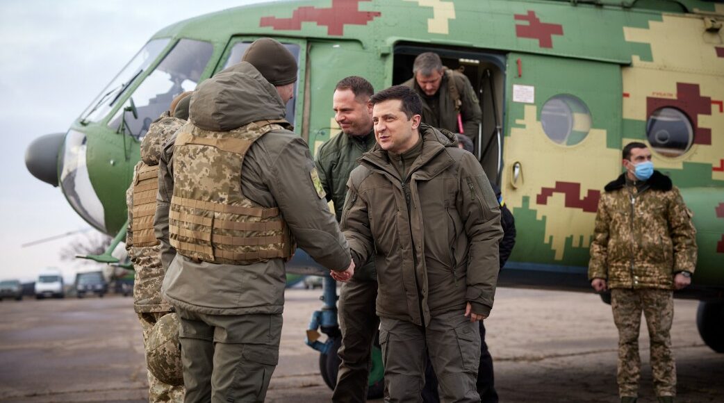 Зеленський прибув на Донбас: привітає ЗСУ та проведе телеміст Харків-Київ-Краматорськ-Львів-Одеса-Озерне
