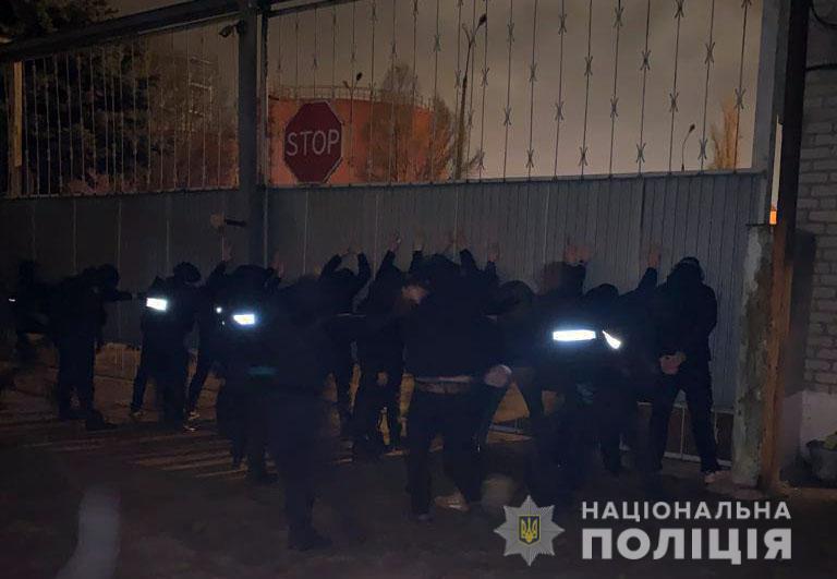 вооруженный захват предприятия в Мариуполе