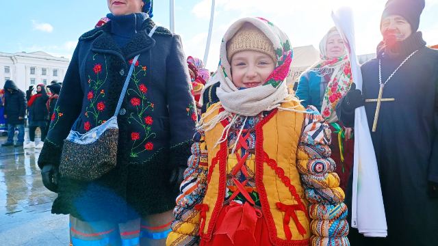 На центральной площади Краматорска проводят Різдвяний передзвін