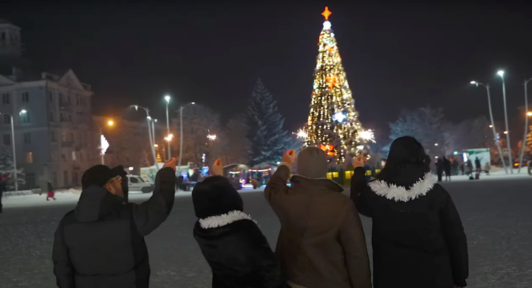 У Краматорську випустили до Різдва атмосферне відео зі святковою колядкою