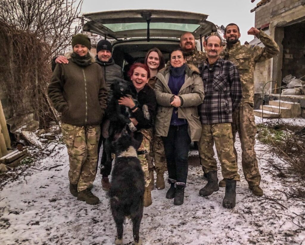 котов из ООС привезли в Киев