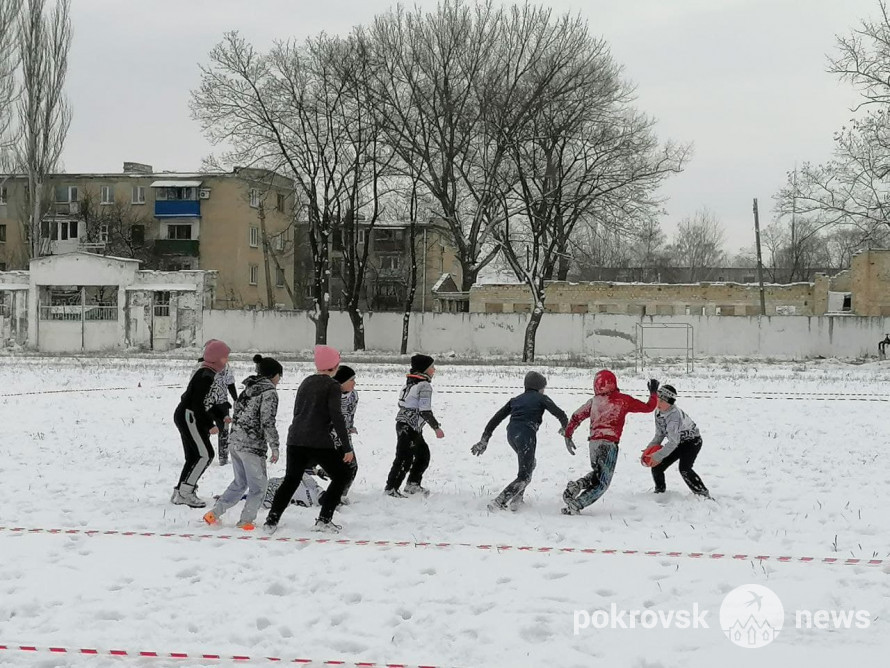 регби на снегу в Покровске