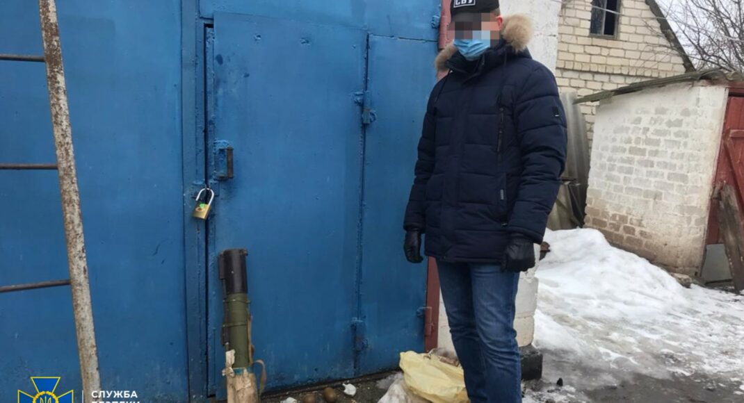 СБУ виявила схованку бойовиків у районі проведення ООС