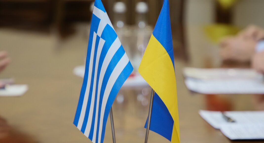 Глава МИД Греции намерен провести телефонный разговор с Кулебой из-за гибели греков в перестрелке на Донетчине