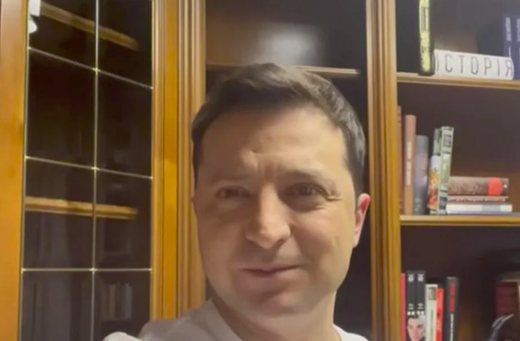 Зеленський звернувся до українців з нагоди Дня єднання (відео)