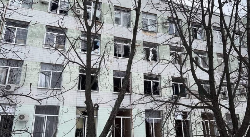 Оккупанты рф обстреляли больницу в Лисичанске