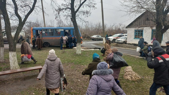 З Маріуполя змогло виїхати близько 40 тисяч осіб, - міськрада