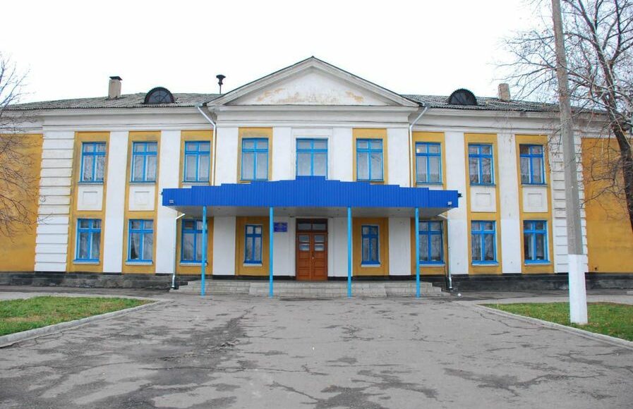 В Славянске сегодня открыли социальные столовые: опубликован график работы