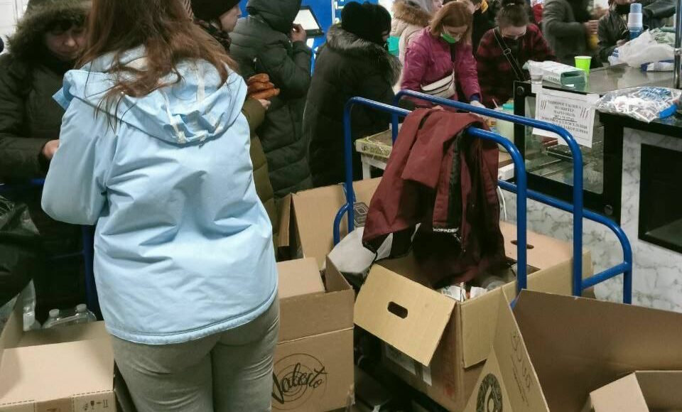 З Маріуполя в Запоріжжя прибуло понад 4 тисяч осіб