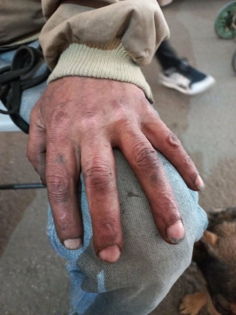 5 дней пешком из Мариуполя в Запорожье
