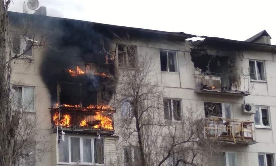 Рашисти 26 разів обстріляли три міста Луганської області: загинула дитина