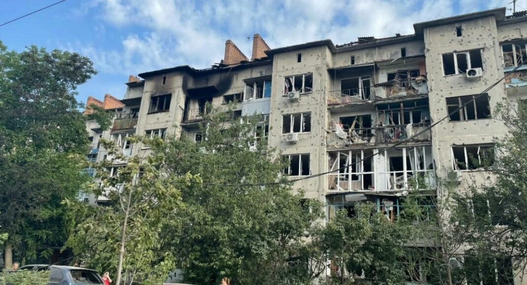 Погибшие гражданские и разрушенное жилье: что известно об авиаударе по Славянску