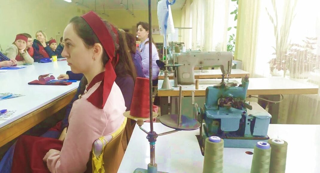 Швачки та піцейоло: як переселенці здобувають нові професії у Львові