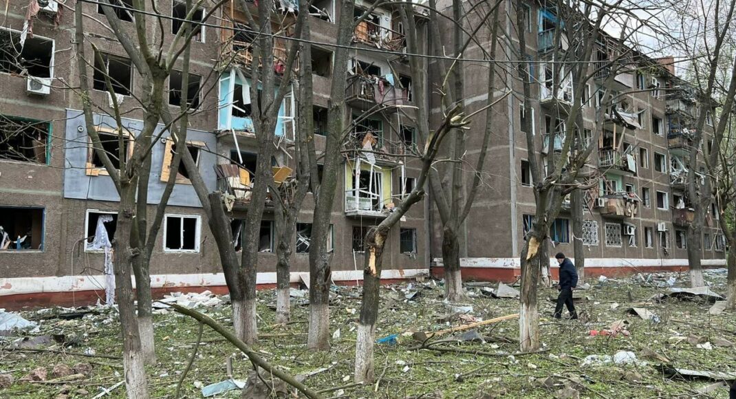 Рашисти на Донеччині обстріляли 9 населених пунктів: одна людина загинула, 25 поранені