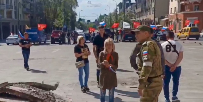 оккупанты в Мариуполе
