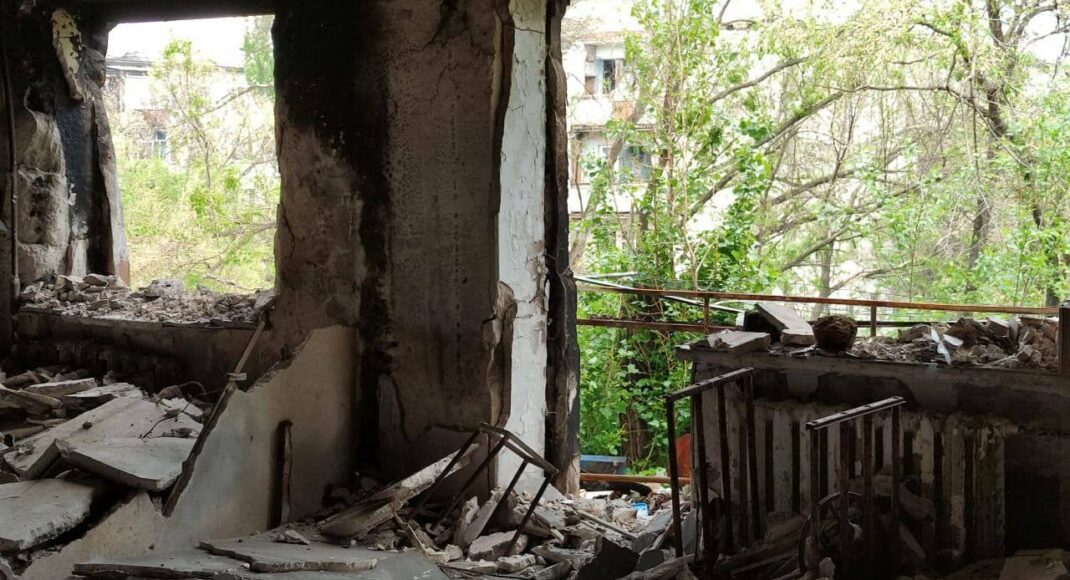В больнице Северодонецка остались три врача и 5 медсестер, — Гайдай