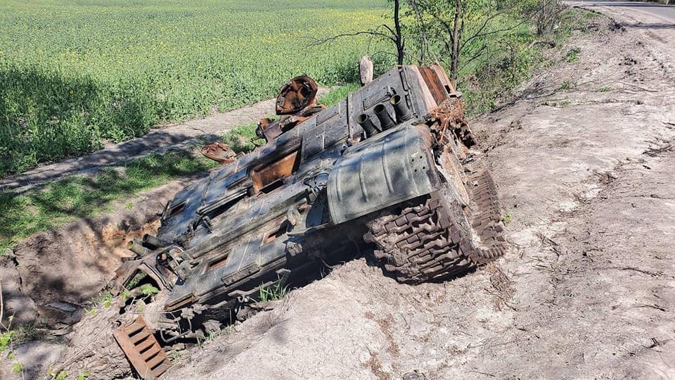 Противник основные усилия продолжает концентрировать на Донецком направлении, ведя массивные обстрелы, — Генштаб