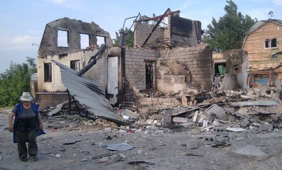 На Луганщині за добу - 7 ворожих обстрілів окупантів: є загиблі та поранені (фото)