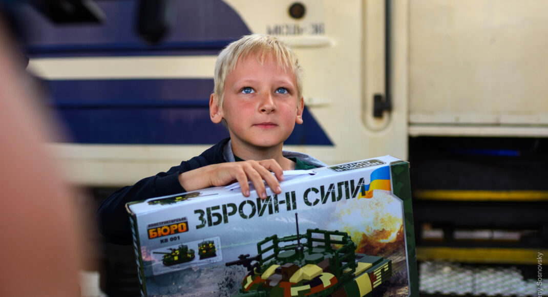 Переселенцы из Мариуполя рассказали об эвакуации в Киев