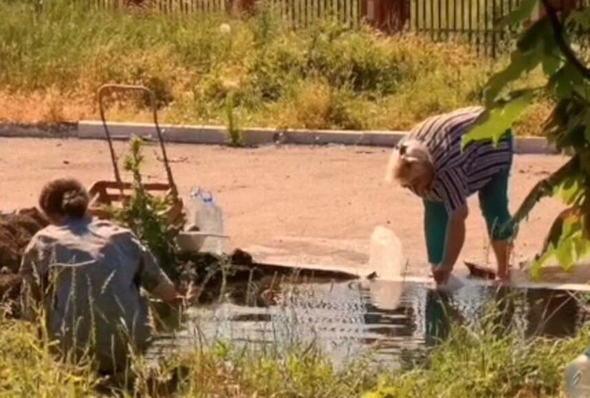 Близько половини маріупольців не мають води, - Андрющенко